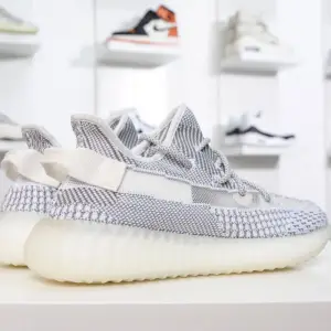Adidas Yeezy Boost 350V2 EF2905 Sports shoes