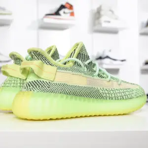 Adidas Yeezy Boost 350V2 FX4130 Sports shoes
