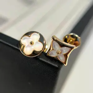 Louis Vuitton Color Blossom Earrings